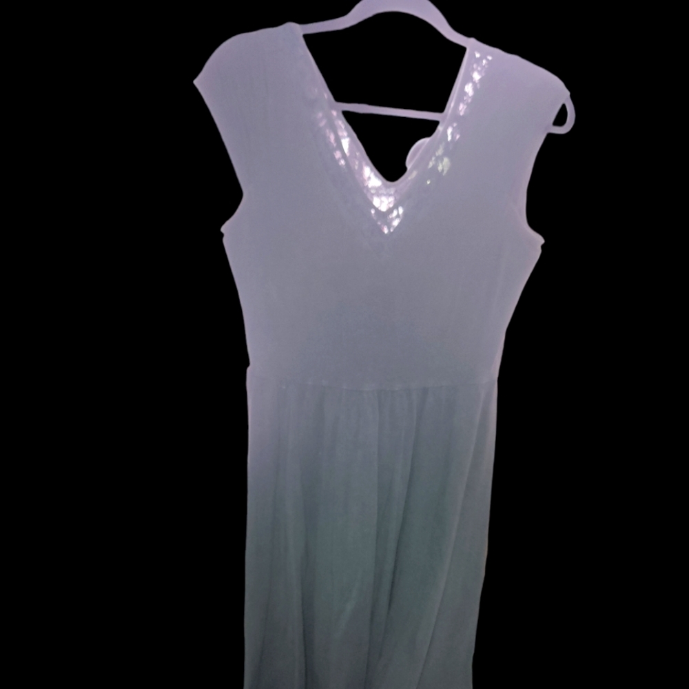 V neck gray dress
